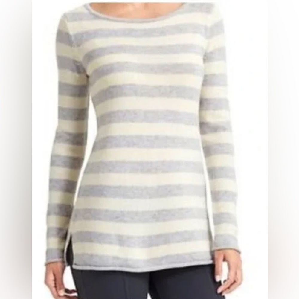 Athleta 100% Cashmere Backcountry Sweater Grey Medium